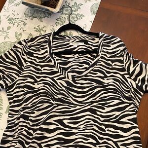 Chico's Zebra Stripe Short Sleeve Top